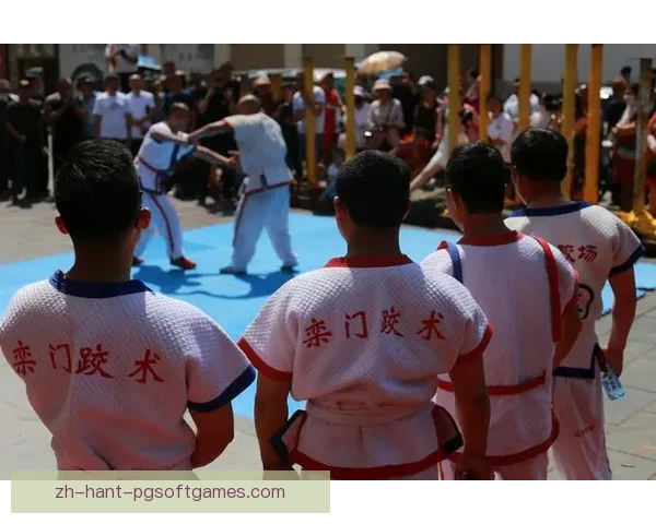 摔跤赛季精彩纷呈，各路选手争霸擂台，排名榜单一览无余！